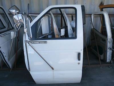Ford E-450 Left Door for a 2000 Ford E450 CUBE VAN
