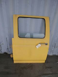 Ford F-800 Left Door for a 1996 Ford F800