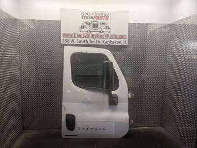 Freightliner Cascadia 113 Right Door