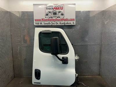 Freightliner Cascadia 125 Right Door