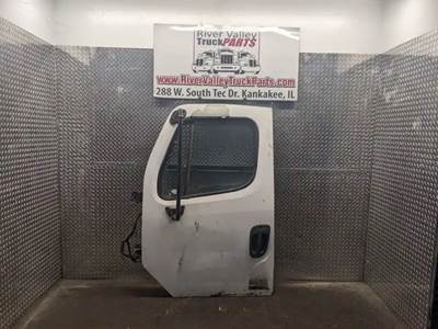 Freightliner M2 112 Left Door for a 2009 Freightliner M2 112 Medium Duty
