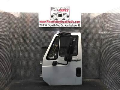 International TranStar 8600 Left Door