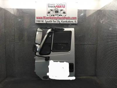 International TranStar 8600 Left Door