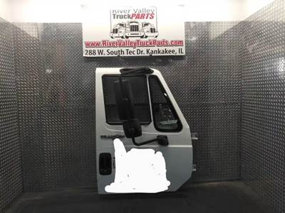 International TranStar 8600 Right Door