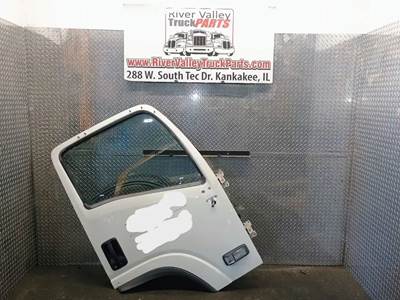 Isuzu NPR HD Right Door for a 2012 Isuzu NPR-HD