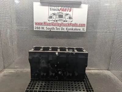 International DT466 Engine Block / Cylinder Block