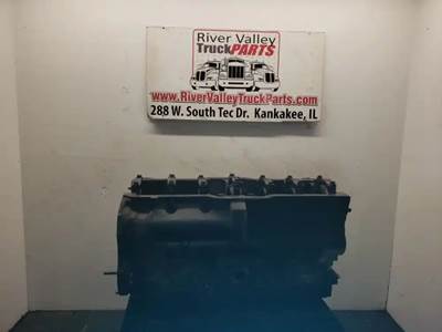 Mack E7-300 Engine Block / Cylinder Block for a 2005 Freightliner M2 106