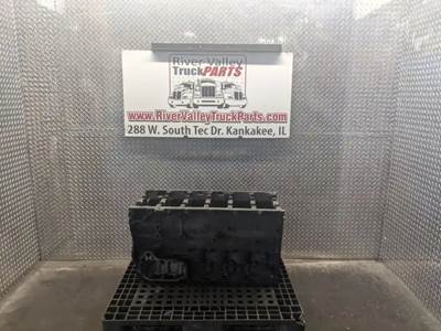 Mercedes-Benz MBE 900 Engine Block / Cylinder Block for a 2005 Freightliner M2 106