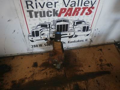 Caterpillar C7 Engine Thermostat Housing