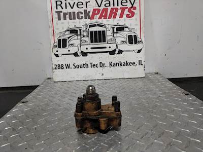 Caterpillar C7 Engine Part for a 2006 Blue Bird BB Conventional