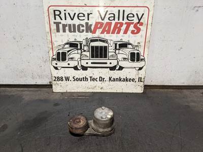 GM/Chev (HD) 6.6L DURAMAX Engine Part for a 2003 GMC C5500