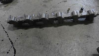 International DT466 Engine Part for a 2006 International 3800 SCHOOL BUS