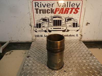 International DT466 Engine Part