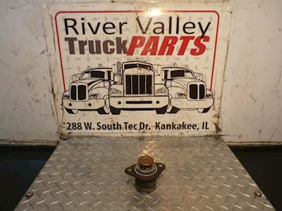 International DT466 Engine Part for a 1999 International 4700