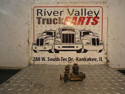 Mercedes-Benz MBE 4000 Engine Part for a 2007 Freightliner COLUMBIA 120