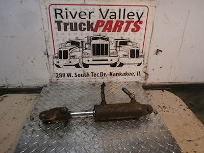 Used Right Tilt Cylinder Off Of Allis Chalmers FPL20-24 Forklift. Please See