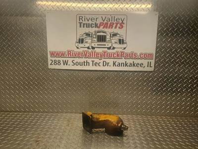 Caterpillar 3406B Oil Cooler Connector, Casting # 4N640, Part # P-1014440