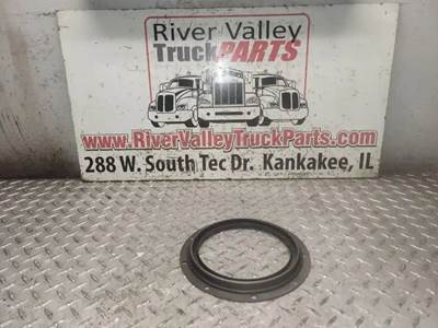 Caterpillar C12 Engine Part for a 2000 Freightliner FLD120