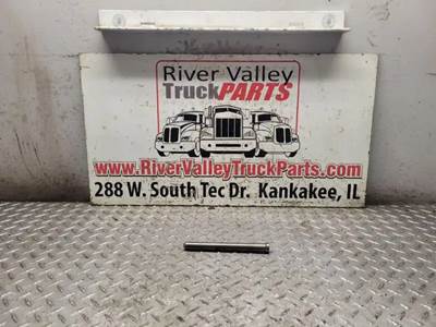 Caterpillar C12 Engine Part for a 2000 Freightliner FLD120