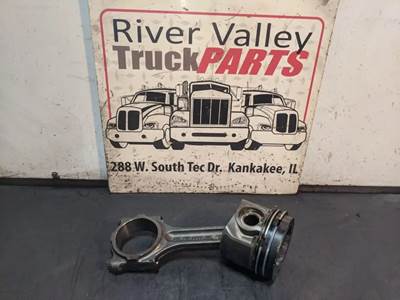 Caterpillar C7 Engine Part for a 2005 Freightliner FS65 Chassis