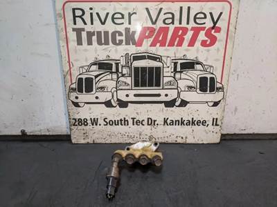 Caterpillar C7 Engine Part for a 2005 Freightliner FS65 Chassis