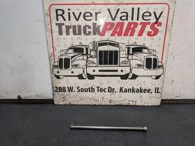 Caterpillar C7 Engine Part for a 2005 Freightliner FS65 Chassis