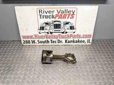 Caterpillar C7 Engine Part for a 2005 Blue Bird BB Conventional