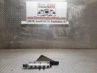 Detroit DD15 Engine Heater Return, Part # P-1015335