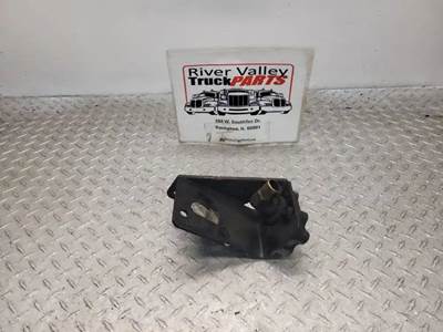 Detroit Series 60 Engine Part for a 2006 Freightliner ST120