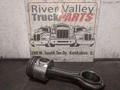 International DT466 Engine Part