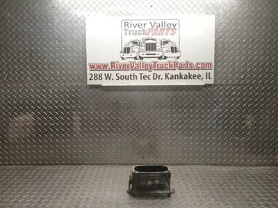 Mercedes-Benz MBE 4000 Engine Part for a 2007 Freightliner Columbia 120