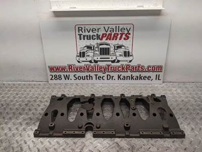 Volvo VED12 Engine Part for a 2006 Volvo VNM