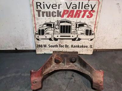 Blue Bird BB Conventional Engine Mount