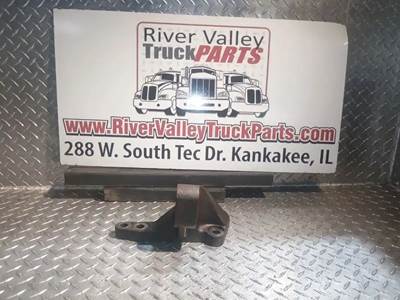 Freightliner Cascadia 113 Engine Mount