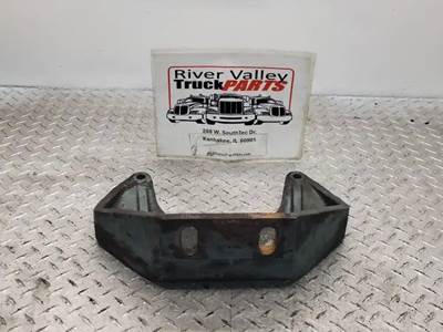 Freightliner ST120 Engine Mount