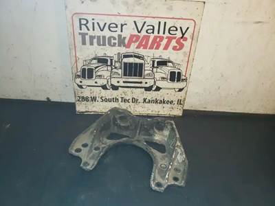 International 9400 Engine Mount
