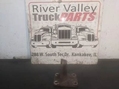 International DuraStar 4300 Engine Mount