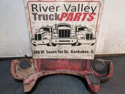 International DuraStar 4300 Engine Mount