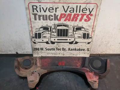 International DuraStar 4300 Engine Mount