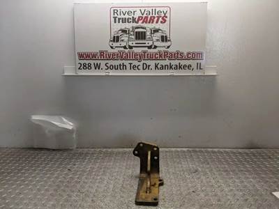 Kenworth T800 Engine Mount