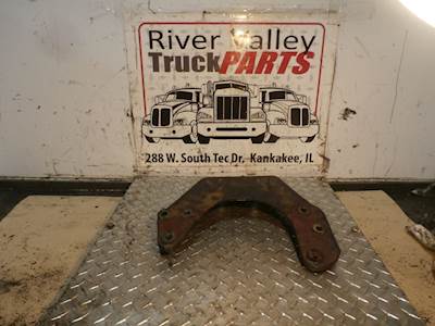 Mack LE613 Engine Mount
