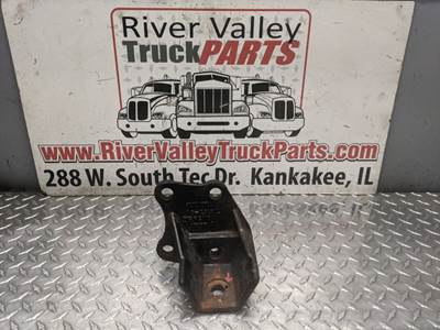 Peterbilt 387 Engine Mount