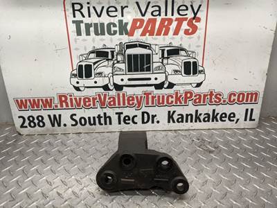 Peterbilt 579 Engine Mount