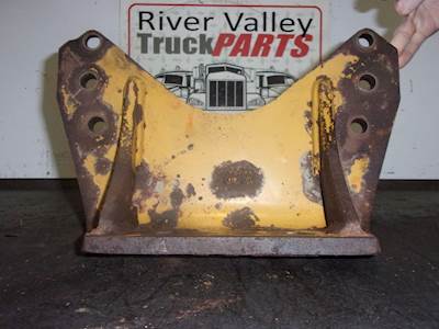 Good Used Engine Mount Off A CAt C7 cAsting Number Is (131-2192). PleAse See