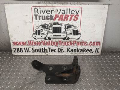 Good, Used Paccar Left Rear Engine Mount From An Unknown Year Cummins ISX15