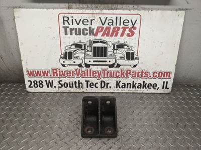 Good, Used ReAr Engine Mount From A CAT C13 Engine. The ReAr Engine Mount hAs