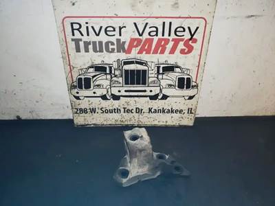 Good, Used Engine Mount From A PAccAr MX-13 EPA17 Engine. The Engine Mounts hAve