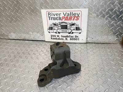 Good Used ReAr Motor Mount From A PAccAr MX-13 EPA-13 Engine. The reAr Motor