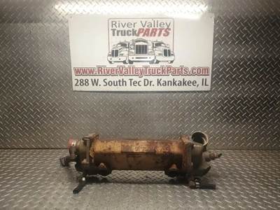 Caterpillar C13 Engine Oil Cooler for a 2006 Freightliner Columbia 112