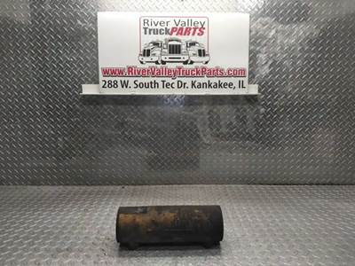 Caterpillar C15 Engine Oil Cooler for a 2005 Kenworth T600